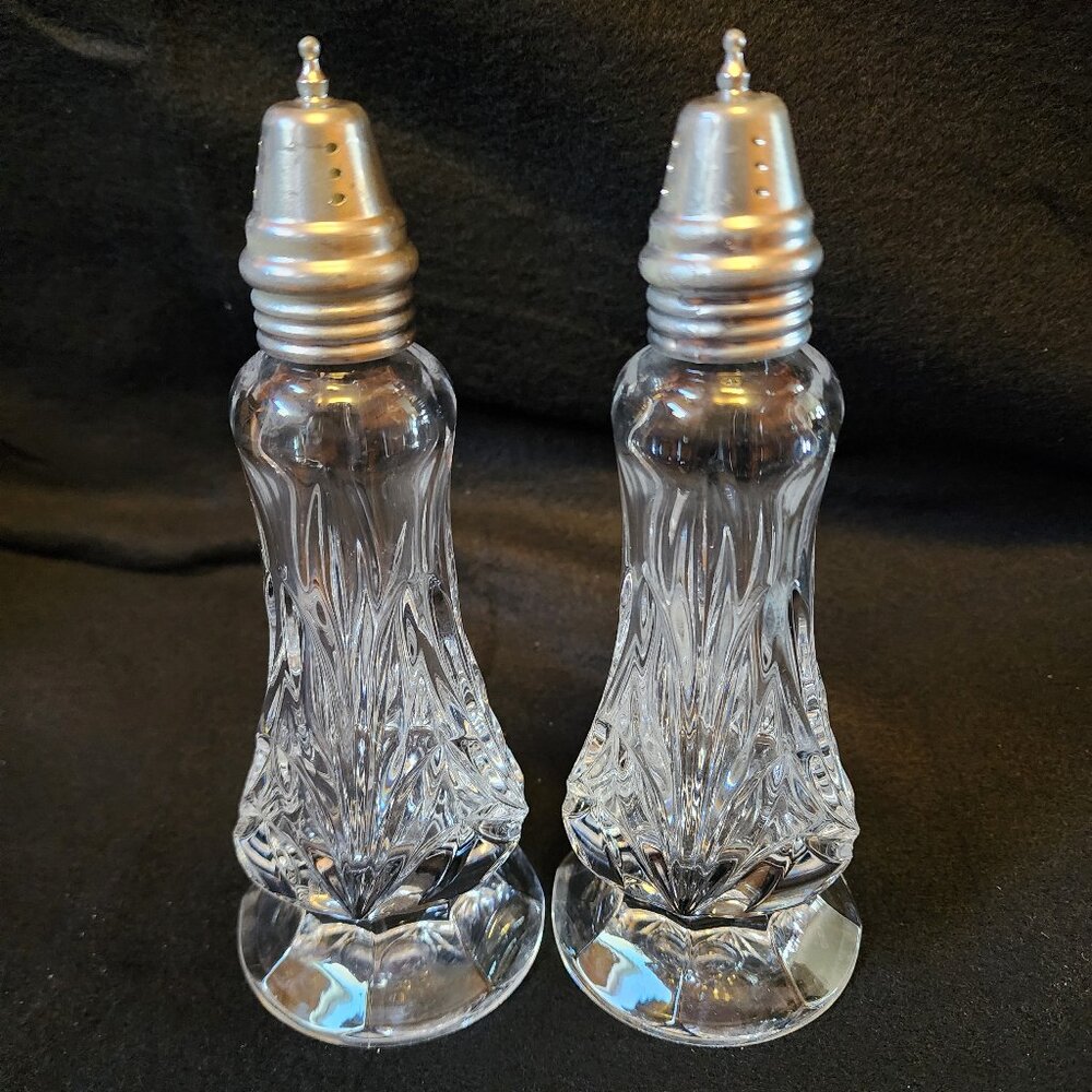 Vintage 7 3/4" Royal Limited 24% Lead Crystal Clear Salt & Pepper Shakers W Lids